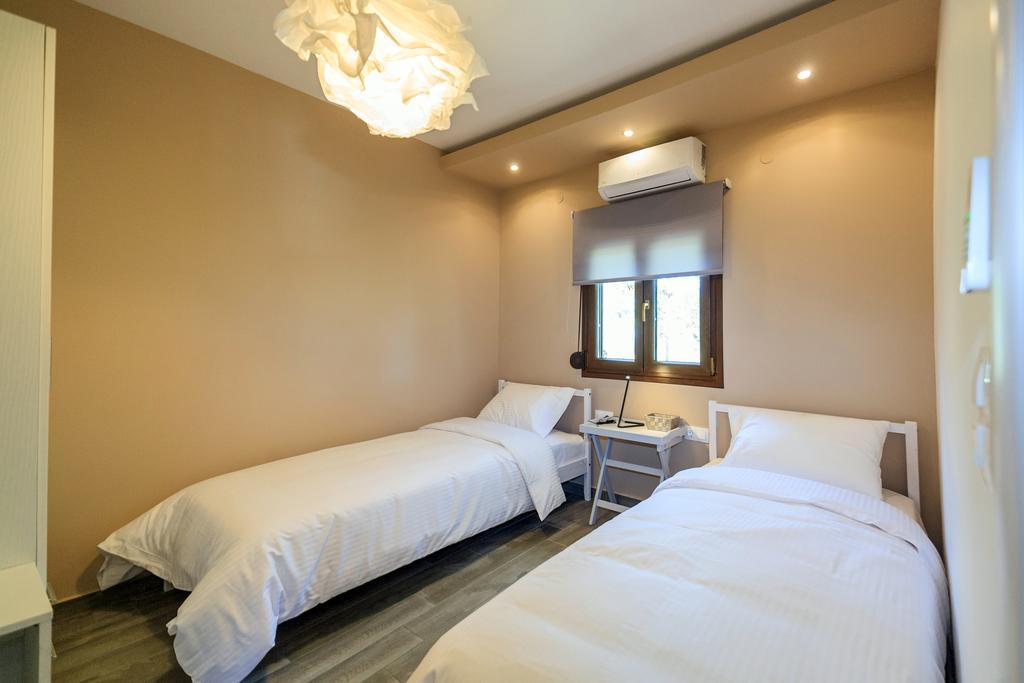 Kissos Apartments Вурвуру Экстерьер фото